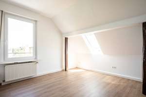 Renovierte Dachgeschosswohnung mit Einbauküche und Fernblick in Bielefeld Mitte – Die vollständige Adresse der Immobilie erhältst du vom Anbieter., 33602 Mitte, Bielefeld – Vorschaubild 17