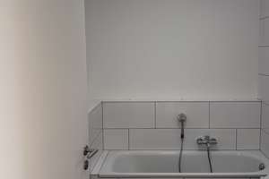 ÜBER DEN DÄCHERN VON FRANKFURT - 3 Zimmer / 2 Terrassen / 1 TG Platz – 60326 Gallus, Frankfurt am Main – Vorschaubild 15