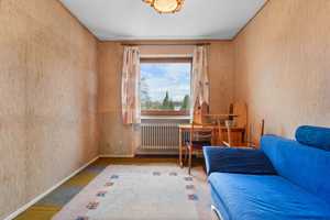 Bremen-Mittelshuchting: Reihenendhaus auf großem Grundstück mit Garage – Bremen – Vorschaubild 11