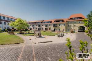 Familienidylle mit Stil - Exklusives Reihenmittelhaus mit historischem Charme – Die vollständige Adresse der Immobilie erhältst du vom Anbieter., 4416 Markkleeberg – Vorschaubild 2