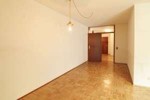 Attraktive 3-Zimmer-Wohnung mit großzügigem Balkon und Stellplatz in ruhiger Lage von Düsseldorf – Die vollständige Adresse der Immobilie erhältst du vom Anbieter., 40599 Hassels, Düsseldorf – Vorschaubild 7