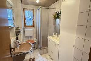 Einfamilienhaus mit ELW, Nahwärmeheizung und 2 Garagen in guter Lage – Die vollständige Adresse der Immobilie erhältst du vom Anbieter., 88605 Meßkirch – Vorschaubild 7