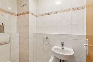Schöne 3-Zimmer-Erdgeschoss-Wohnung mit Terrasse und TG-Stellplatz in Nürnberg-Eibach – Die vollständige Adresse der Immobilie erhältst du vom Anbieter., 90451 Eibach, Nürnberg – Vorschaubild 5