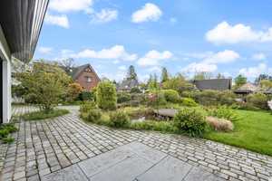 Stilvolles Einfamilienhaus mit Keller und Garage -
unmittelbare Nähe zum Feldrand und zum Wald. – Stormarn (Kreis) – Vorschaubild 5