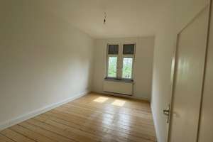 Komplett sanierte 4 ZKB mit Balkon, original Dielenböden und Wohnküche in stilvollem Altbau! – Die vollständige Adresse der Immobilie erhältst du vom Anbieter., 68169 Neckarstadt-West, Mannheim – Vorschaubild 12