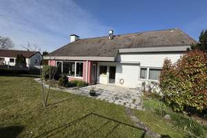 Großzügiges Einfamilienhaus mit Einliegerwohnung – Die vollständige Adresse der Immobilie erhältst du vom Anbieter., 72664 Kohlberg – Vorschaubild 2