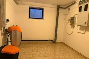 Großzügige, renovierte Doppelhaushälfte /Stichstraße in bester, ruhiger Lage Nürnberg - Weiherhaus ! – Die vollständige Adresse der Immobilie erhältst du vom Anbieter., 90455 Kornburg, Worzeldorf, Nürnberg – Vorschaubild 22