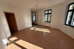 TOP 2 Raum Wohnung mit Laminat + EBK – Hedwigstraße 11, 4315 Neustadt-Neuschönefeld, Leipzig – Vorschaubild 2