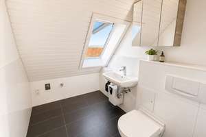 Über den Dächern von Kirchheim: außergewöhnliche 5,5-Zimmer-Maisonettewohnung + große Dachterrasse – Die vollständige Adresse der Immobilie erhältst du vom Anbieter., 73230 Kirchheim unter Teck – Vorschaubild 9