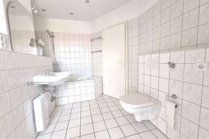 Schöne bezugsfreie Maisonettewohnung in Köln-Porz-City – Die vollständige Adresse der Immobilie erhältst du vom Anbieter., 51143 Porz (Ortsteil), Köln – Vorschaubild 17