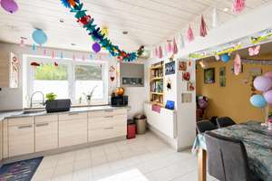 Einfamilienhaus mit großem Grundstück, Garten, vier Garagen und Nebengebäuden in Theres-Buch bei Haß – 97531 Theres – Vorschaubild 28