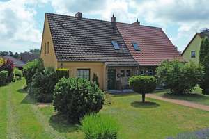Ihr neues Zuhause in der Stadt Usedom – gepflegte Doppelhaushälfte mit Garten – Die vollständige Adresse der Immobilie erhältst du vom Anbieter., 17406 Usedom – Vorschaubild 3