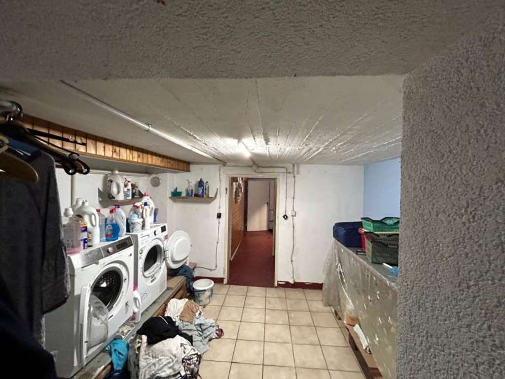 Immobilie in Hemsbach - renovierungsbedürftiges RH sucht geschickten Handwerker - Bild 3