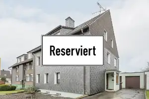 Drei-Familienhaus  mit  wunderschönem Grundstück und Garage in gut angebundener Lage von Gevelsberg! – Ennepe-Ruhr-Kreis – Vorschaubild 1
