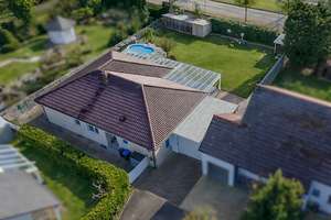 Modernisierter Bungalow mit Pool, Sauna und großem Garten in Ebersbach Bünzwangen – Die vollständige Adresse der Immobilie erhältst du vom Anbieter., 73061 Ebersbach an der Fils – Vorschaubild 7