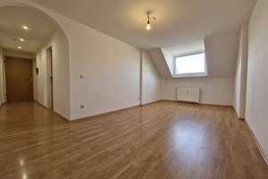 Gepflegte, renovierte 3,5 Zimmer Wohnung (Provisionsfrei) für 2-3 Personen im Zentrum von Düsseldorf – Die vollständige Adresse der Immobilie erhältst du vom Anbieter., 40215 Friedrichstadt, Düsseldorf – Vorschaubild 15