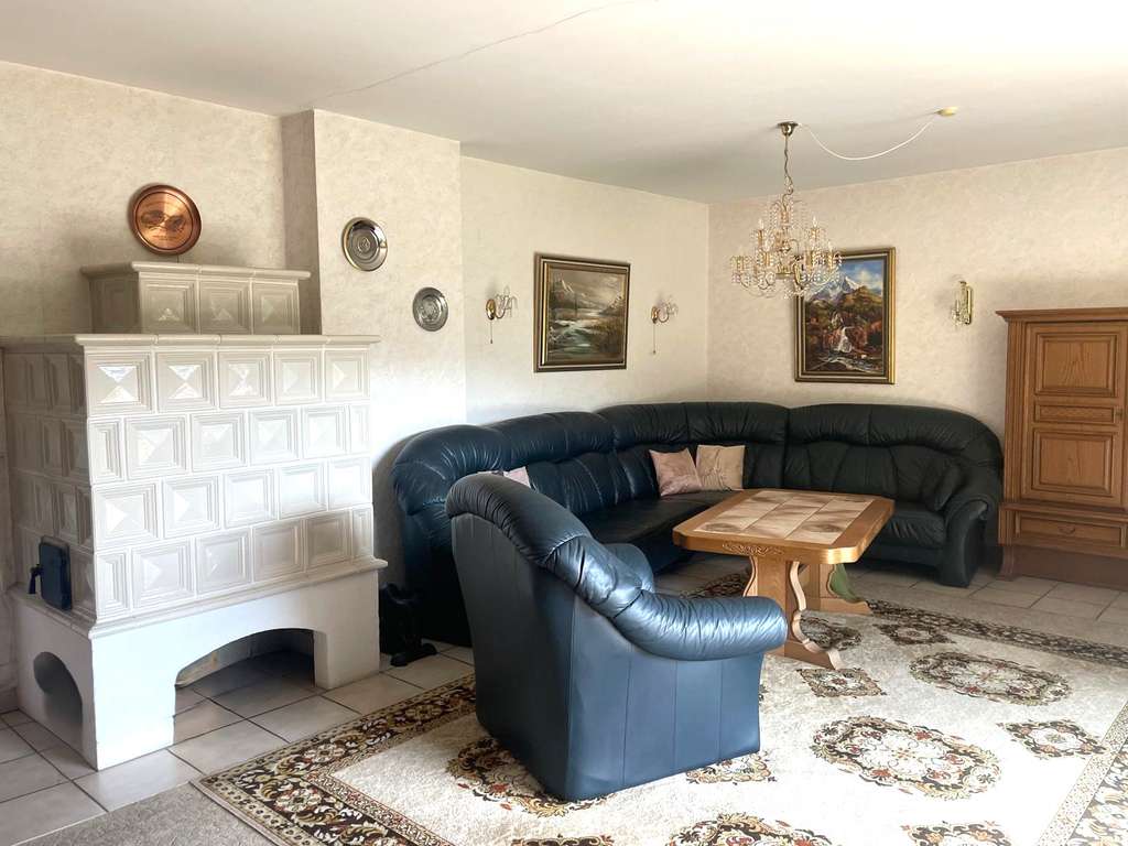 Immobilie in Rollshausen - Attraktives Einfamilienhaus mit gepflegtem, eingewachsenem Garten in ruhiger Lage in Rollshausen ! - Bild 4