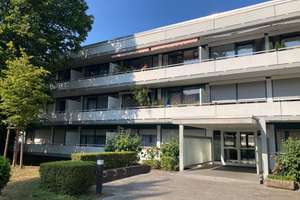 großzügige 4-Zimmer-Wohnung mit 2 Bädern und großem Balkon