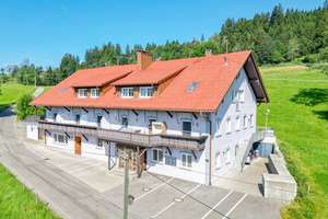 Investorenprojekt mit vielen Nutzungsmöglichkeiten! – Die vollständige Adresse der Immobilie erhältst du vom Anbieter., 87534 Oberstaufen – Vorschaubild 4