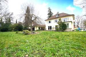 *Luxus* Stadtvilla mit großem Garten und Garage! – Hannover – Vorschaubild 1