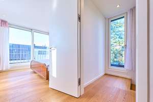 Weitläufiges, modernes Einfamilienhaus mit hohem Wohnkomfort – ideal für die ganze Familie – Die vollständige Adresse der Immobilie erhältst du vom Anbieter., 80997 Moosach-Bahnhof, München – Vorschaubild 18