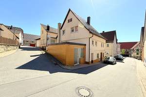 Ein-/Zweifamilienhaus mit qualitativer Halle / Werkstatt als Gewerbemöglichkeit in Hüffenhardt – Die vollständige Adresse der Immobilie erhältst du vom Anbieter., 74928 Hüffenhardt – Vorschaubild 4