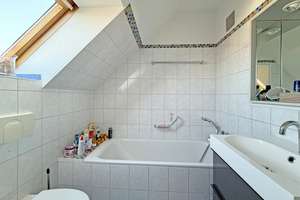 Frei! Lichtdurchflutete Maisonette-Wohnung für die ganze Familie - Wentzel Dr. – Kastanienring 17, 4316 Mölkau, Leipzig – Vorschaubild 23