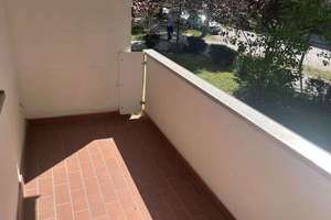 Milbertshofen: Ruhig gelegene 3-Zi.-Whg. mit überdachtem Südbalkon u. TG.-Stellplatz. – Die vollständige Adresse der Immobilie erhältst du vom Anbieter., 80807 Milbertshofen, München – Vorschaubild 4