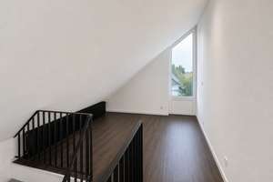Exklusives Studio-Apartment mit Empore – Erstbezug nach hochwertiger Sanierung!   – Die vollständige Adresse der Immobilie erhältst du vom Anbieter., 40667 Meerbusch – Vorschaubild 3