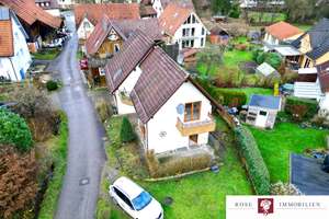 Leben in der Idylle!
Gepflegtes Einfamilienhaus mit Garage und sensationellem Garten in Rudersberg- – Die vollständige Adresse der Immobilie erhältst du vom Anbieter., 73635 Rudersberg – Vorschaubild 4