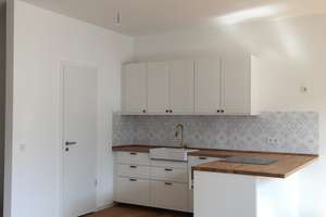 Zuhause mit 2 Zimmern und Balkon in Berlin Biesdorf