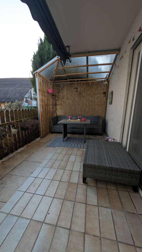 Immobilie in Ihringen - Sonnig. Ruhig. Sofort frei. – 3,5 Zimmer mit Terrasse und Garten am Kaiserstuhl - Bild 2