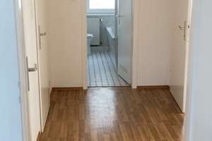 Helle 2-Zimmer-Wohnung mit Terrasse & Abstellraum in Südstadt – Die vollständige Adresse der Immobilie erhältst du vom Anbieter., 42119 Elberfeld, Wuppertal – Vorschaubild 9