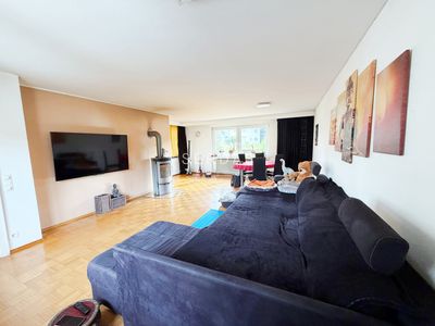 3-Zimmer-Wohnung mit Garten, Terrasse, Garage und Hauscharakter