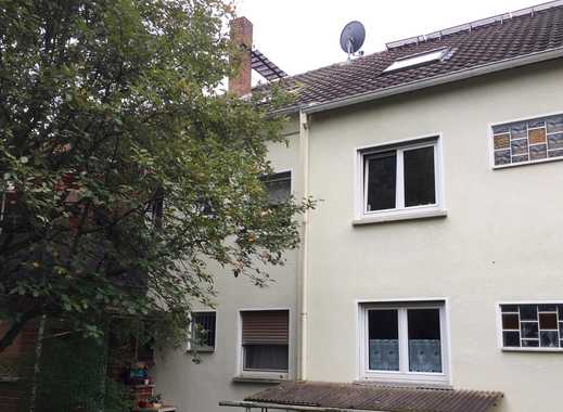 Mehrfamilienhaus und Grundstück mit Bauvorbescheid