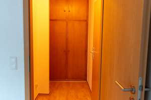 Helle 1-Zimmer-Wohnung mit Einbauküche in Essen-Holsterhausen – ab sofort – Die vollständige Adresse der Immobilie erhältst du vom Anbieter., 41547 Holsterhausen, Essen – Vorschaubild 7