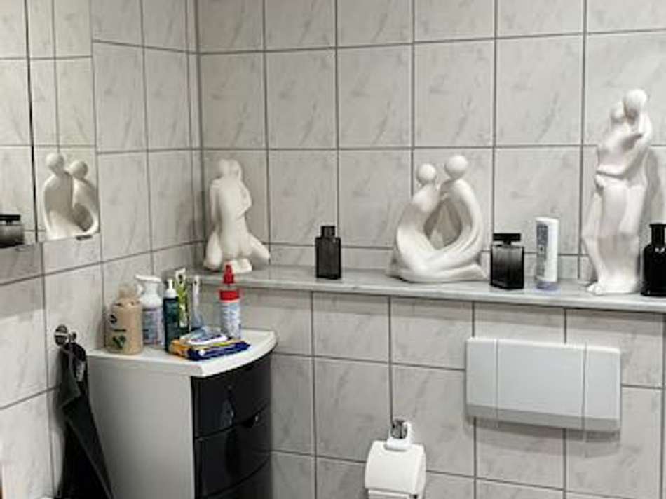 Badezimmer EG