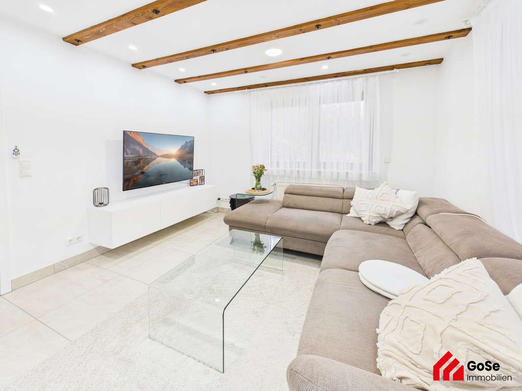 Immobilie in Untergruppenbach - Ganzheitlich kernsaniertes Wohndomizil in absolut ruhiger Lage mit traumhaftem Ausblick - Bild 3