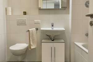 Property thumbnail 12