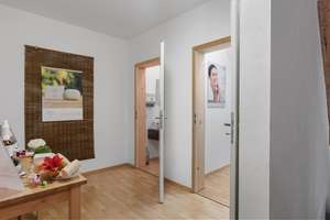 Wohn- und Geschäftshaus mit Wellnessbereich und traumhaftem Garten – Die vollständige Adresse der Immobilie erhältst du vom Anbieter., 86633 Neuburg an der Donau – Vorschaubild 63