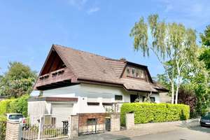 Großes Ein-/oder Zweifamilienhaus in ruhiger Lage von Berlin Lichtenrade – Die vollständige Adresse der Immobilie erhältst du vom Anbieter., 12305 Lichtenrade, Berlin – Vorschaubild 3