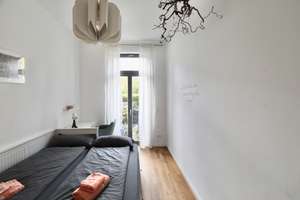 EINZIEHEN & SICH WOHLFÜHLEN - HOCHWERTIGE KÜCHE & TOP SANIERTE BÄDER - TERRASSE & PKW-STELLPLATZ – Jacobsohnstr. 25, 13086 Weißensee, Berlin – Vorschaubild 5
