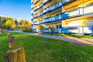 Ruhig, gelegene, barrierefreie, großzügige 2-Raum-Wohnung mit Dusche zu vermieten! – Carolinenstraße 4, 7747 Neulobeda, Jena – Vorschaubild 3