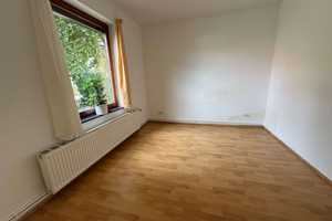 Syke-Barrien: Riesiges Grundstück!  Doppelhaus mit drei Einheiten, eine Wohnung frei! – Diepholz (Kreis) – Vorschaubild 14