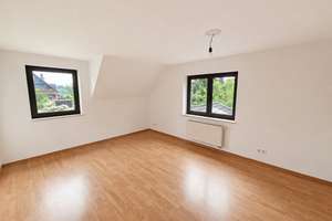 Attraktives Zweifamilienhaus in Köln-Höningen mit großem Garten & vielseitigen Nutzungsmöglichkeiten – Efferenweg 13, 50977 Rondorf, Köln – Vorschaubild 16
