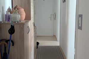 Zentrale 3-Zimmer-Wohnung mit Balkon – Augsburg – Vorschaubild 4