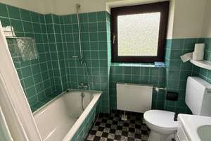 Solides  Reihenhaus in ruhiger Lage  in Meerbusch – Die vollständige Adresse der Immobilie erhältst du vom Anbieter., 40670 Meerbusch – Vorschaubild 11
