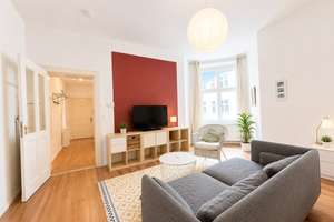 Geräumiges, helles Studio-Apartment in der Nähe des Boxhagener Platzes – Die vollständige Adresse der Immobilie erhältst du vom Anbieter., 10245 Friedrichshain, Berlin – Vorschaubild 1