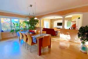 Landhaus-Villa freistehende mit 285 m² Nutzflächen, Grundstück, 1.181 m², Sauna, Kachelofen, Garage – Garmisch-Partenkirchen (Kreis) – Vorschaubild 11
