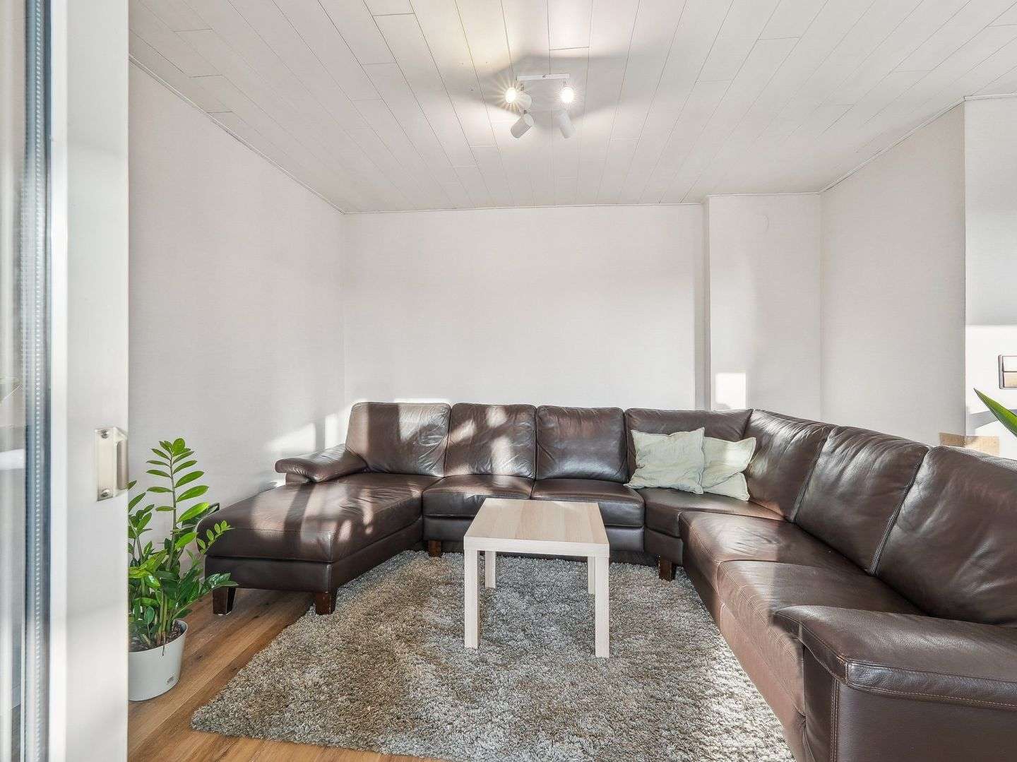 Immobilie in Waldbüttelbrunn - Gepflegtes Zweifamilienhaus in Waldbüttelbrunn - Bild 8